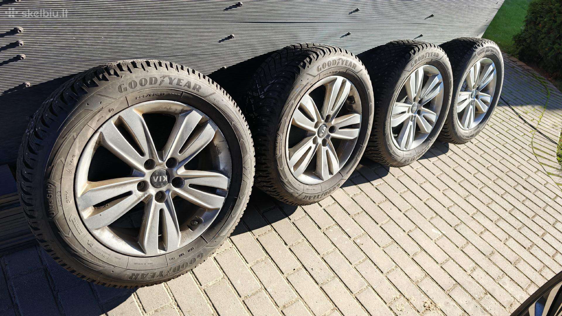 Kia Sportage R17 ratlankiai su žieminėm padangomis