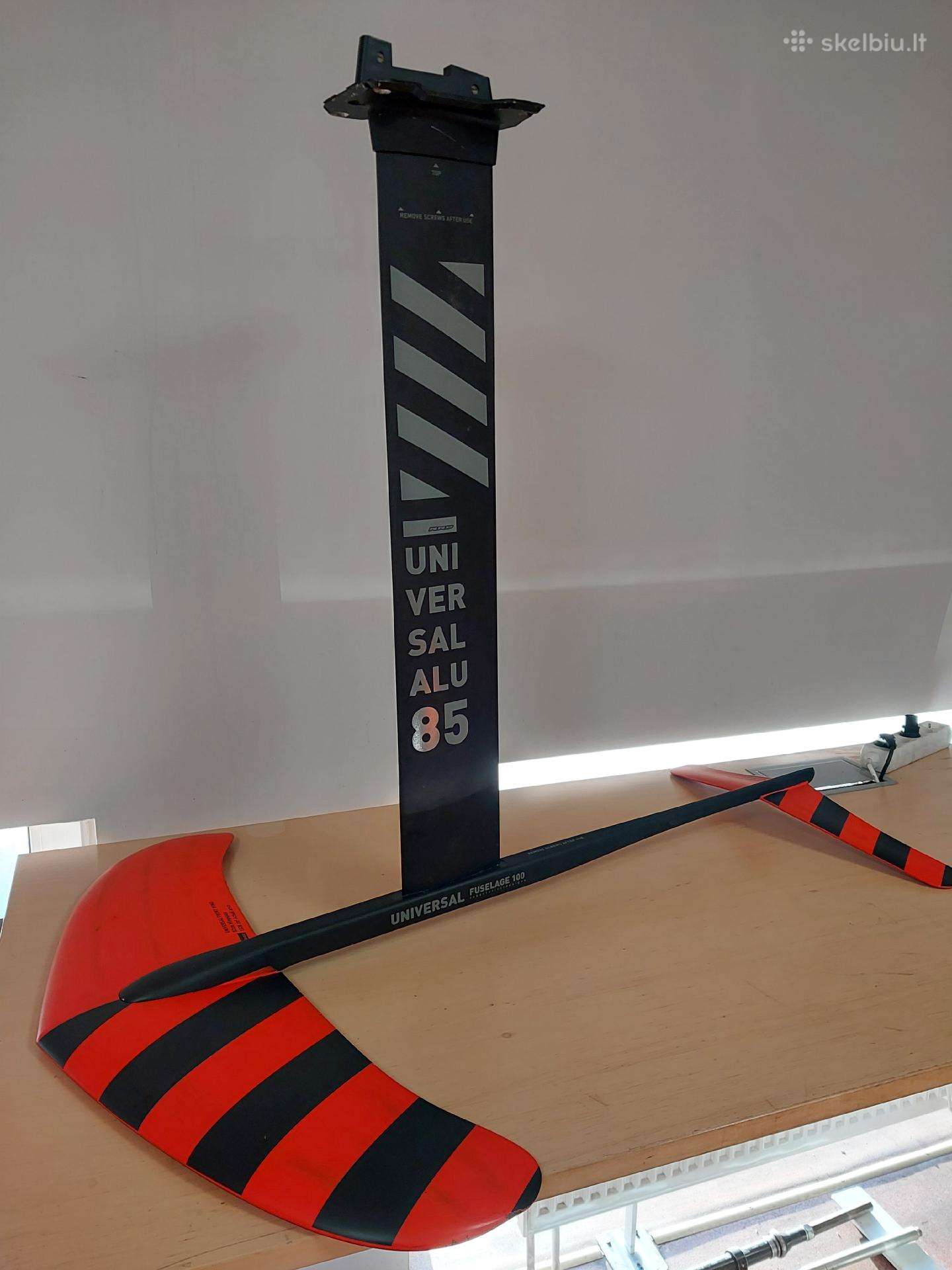 Rrd burlentės hydrofoil'as