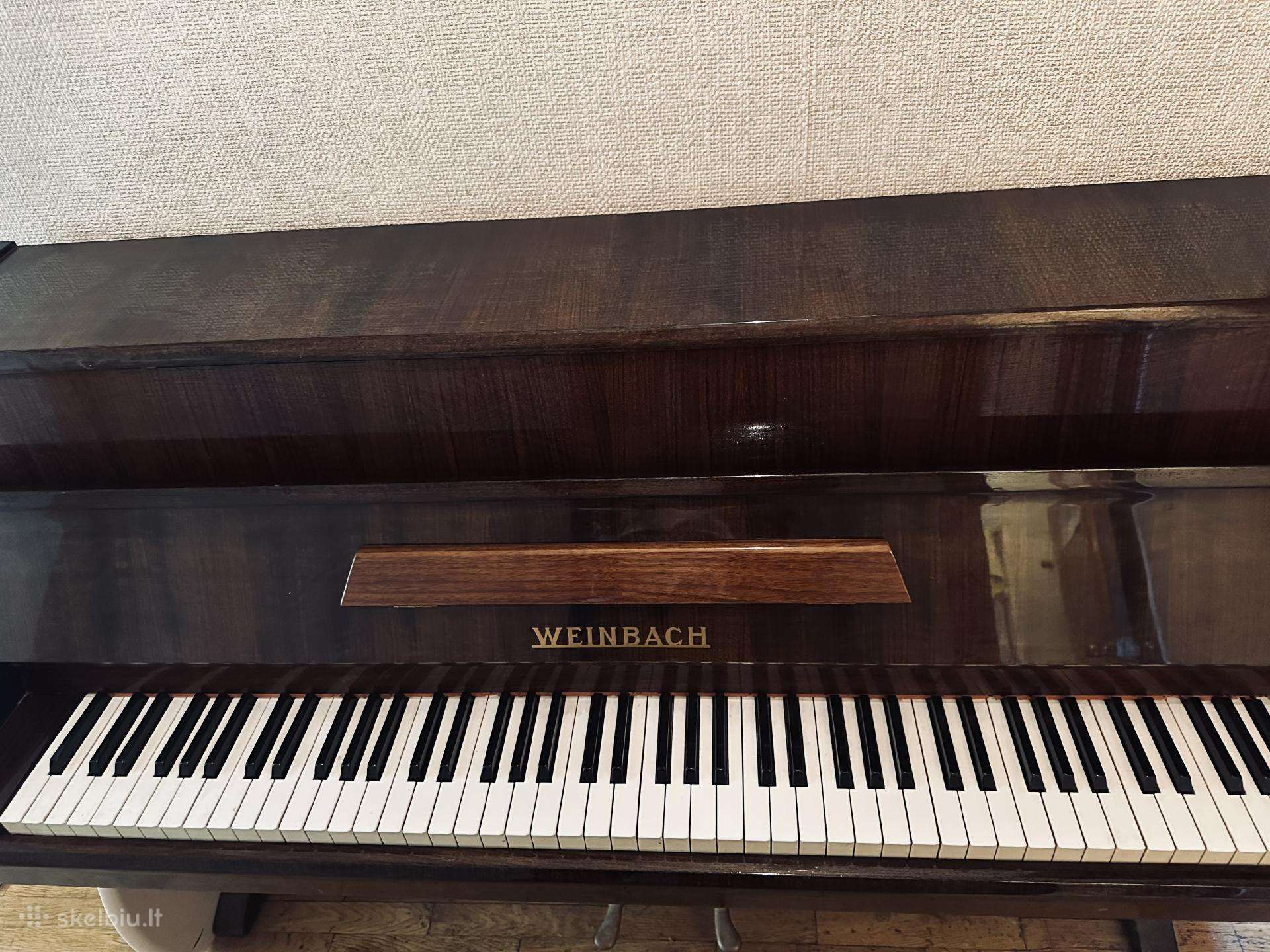 Weinbach Pianinas