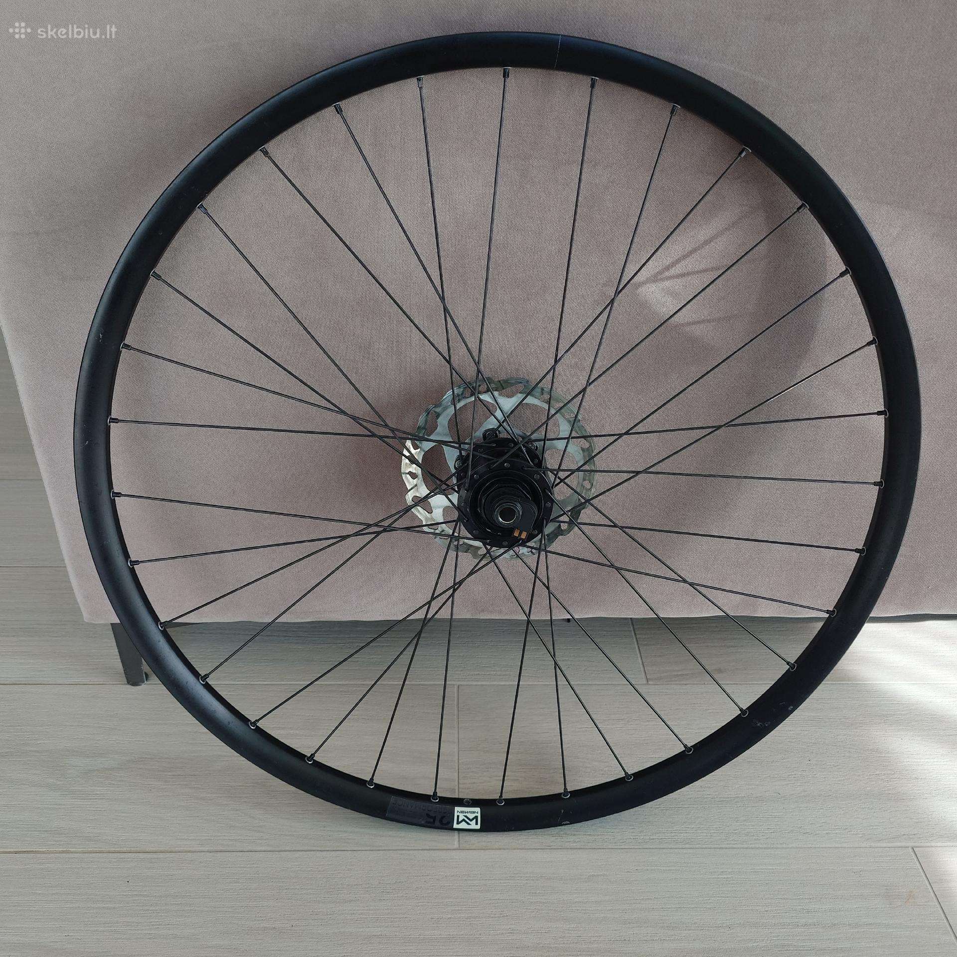Ratas 28" su dinama Shimano Dh-ur705-3D, žibintai
