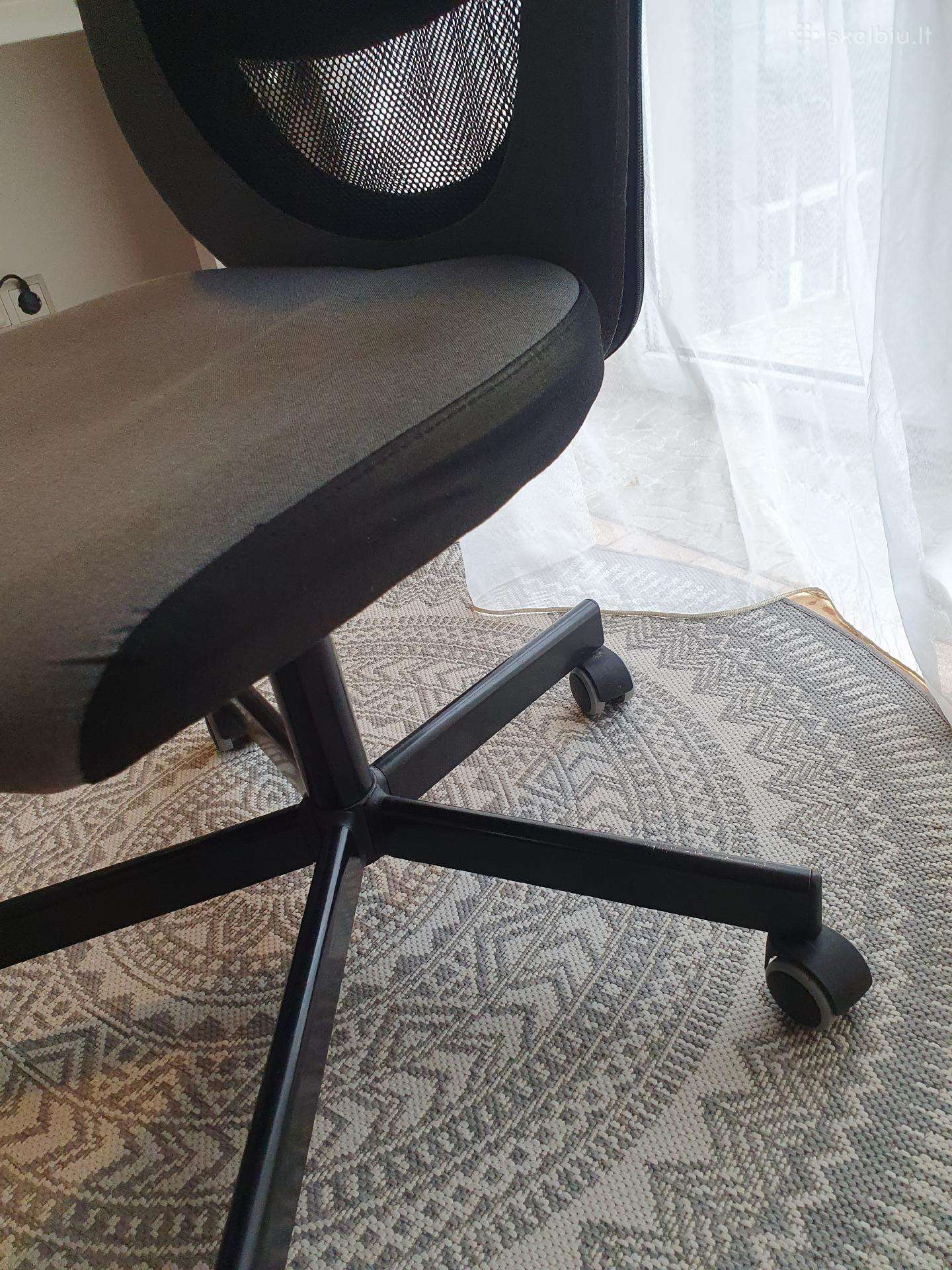 Ikea kėdė