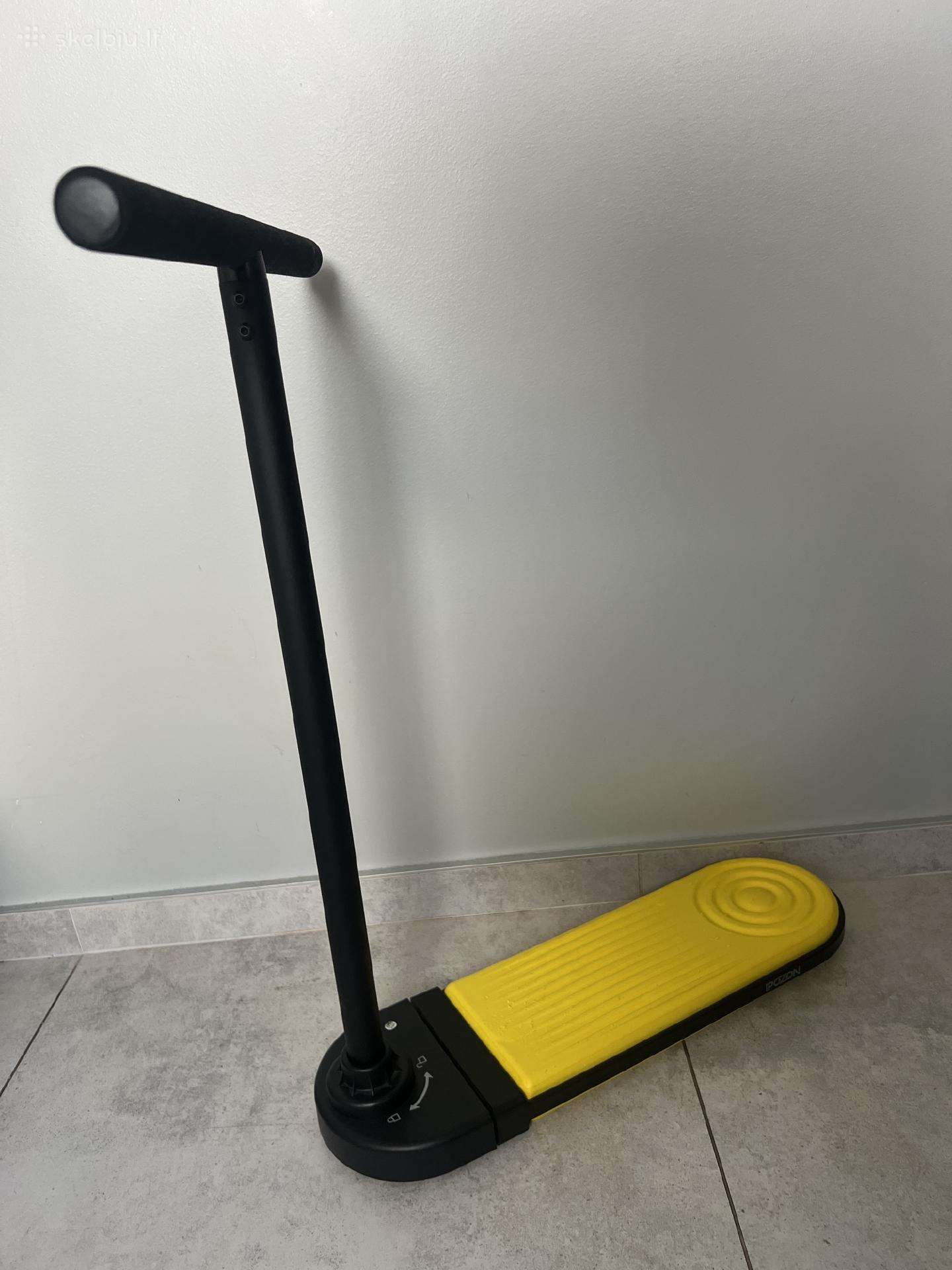 Batuto paspirtukas Ipozon triukinis, be ratų