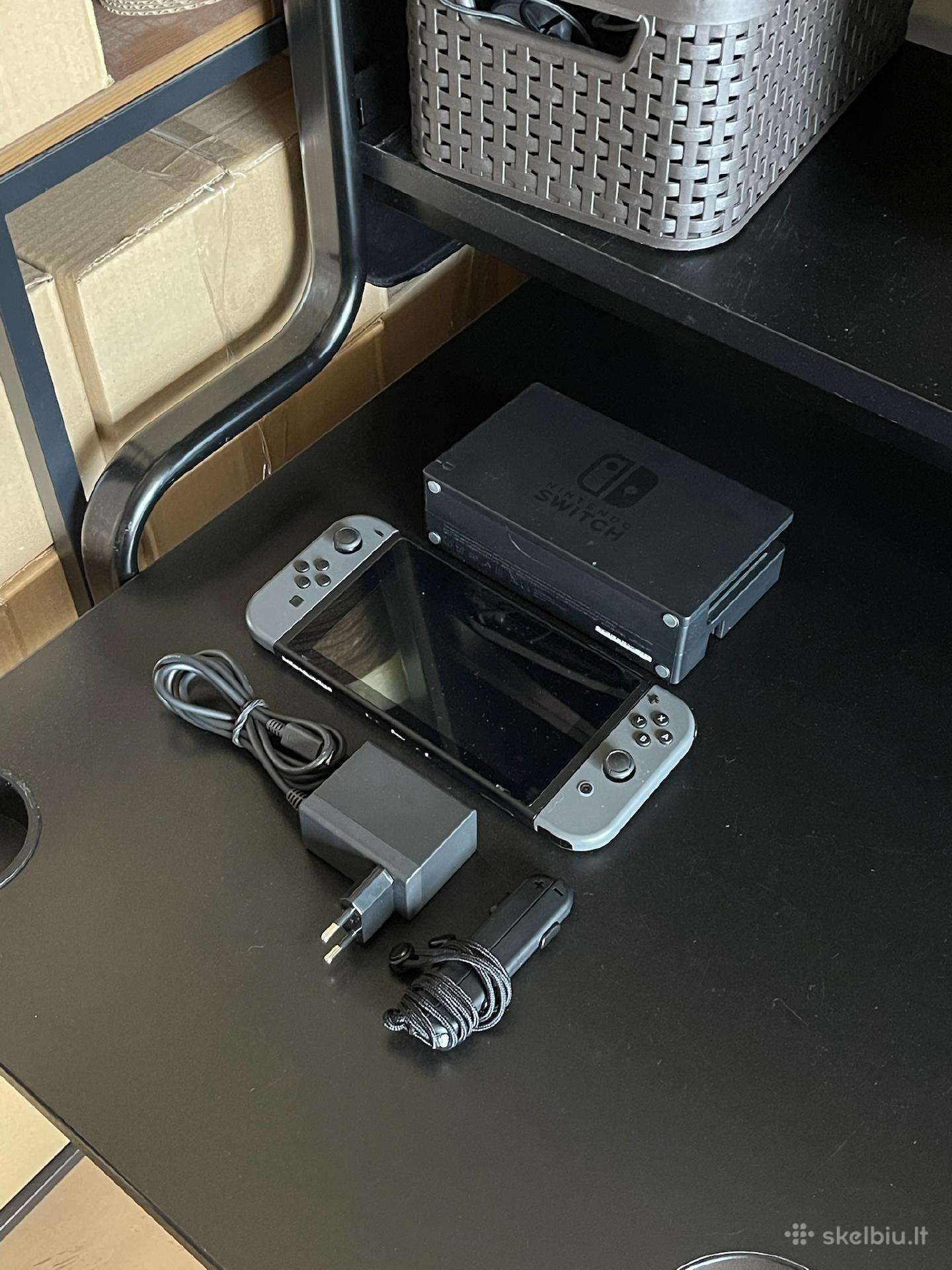 Nintendo Switch V2, 32 GB, Gray