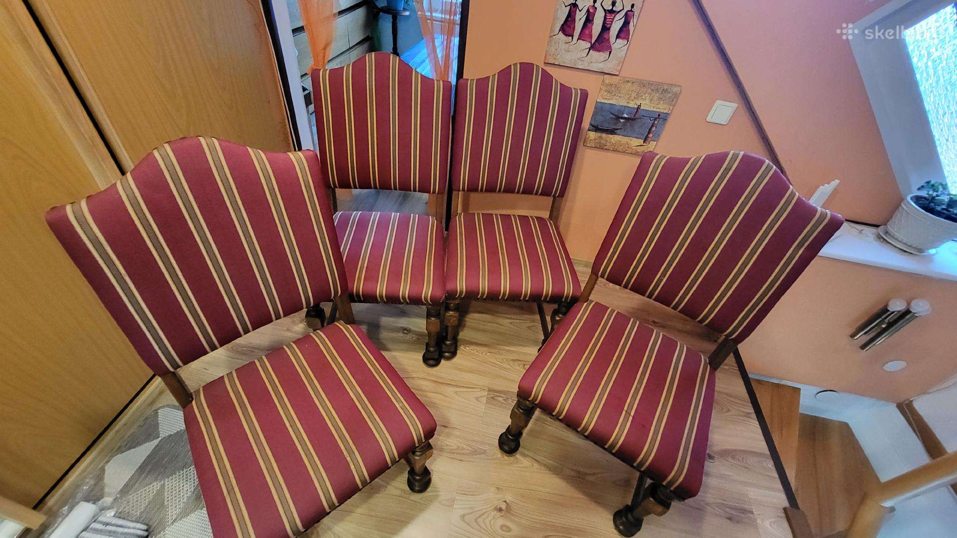 Klasikinio stiliaus kėdės