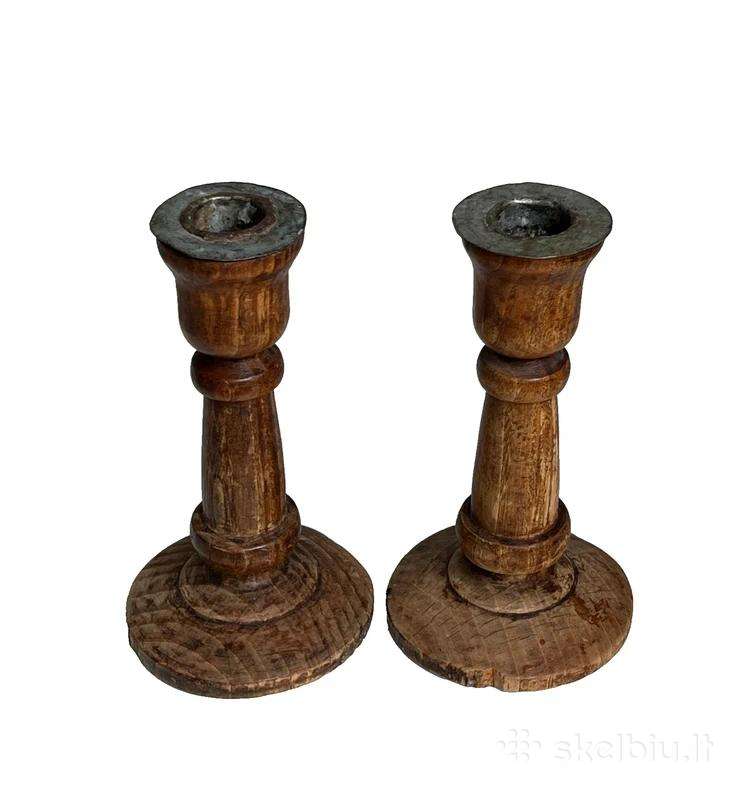 2 vnt antikvarinės medinės žvakidės