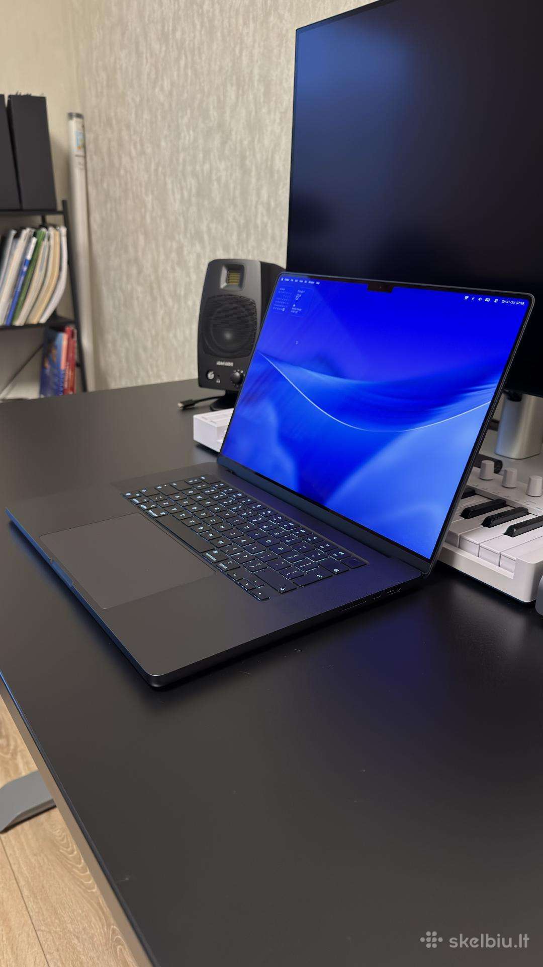 Apple MacBook pro 16 m4