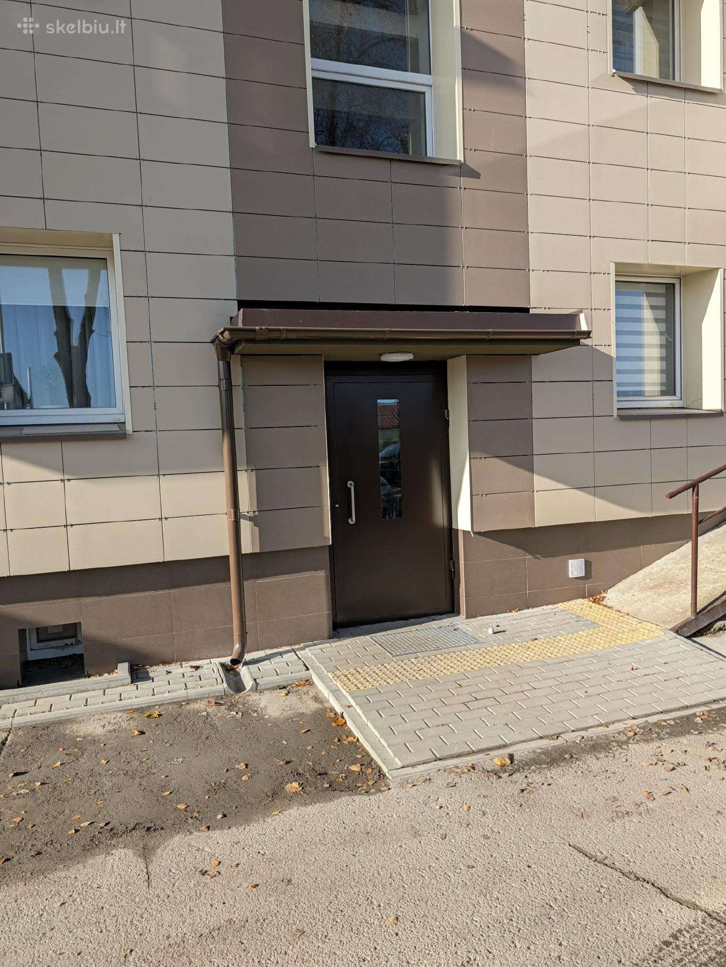 Išnuomojamas 2 Kambarių Butas Šiauliuose, Zokniai