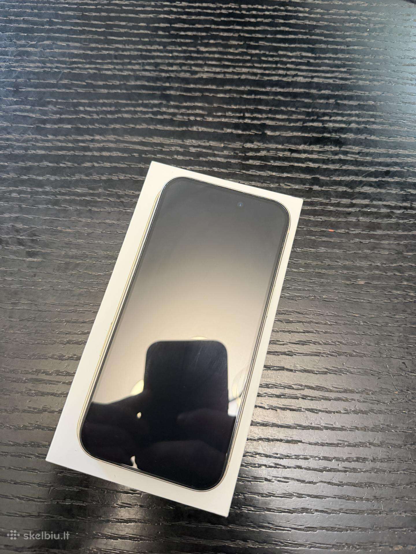 iPhone 15