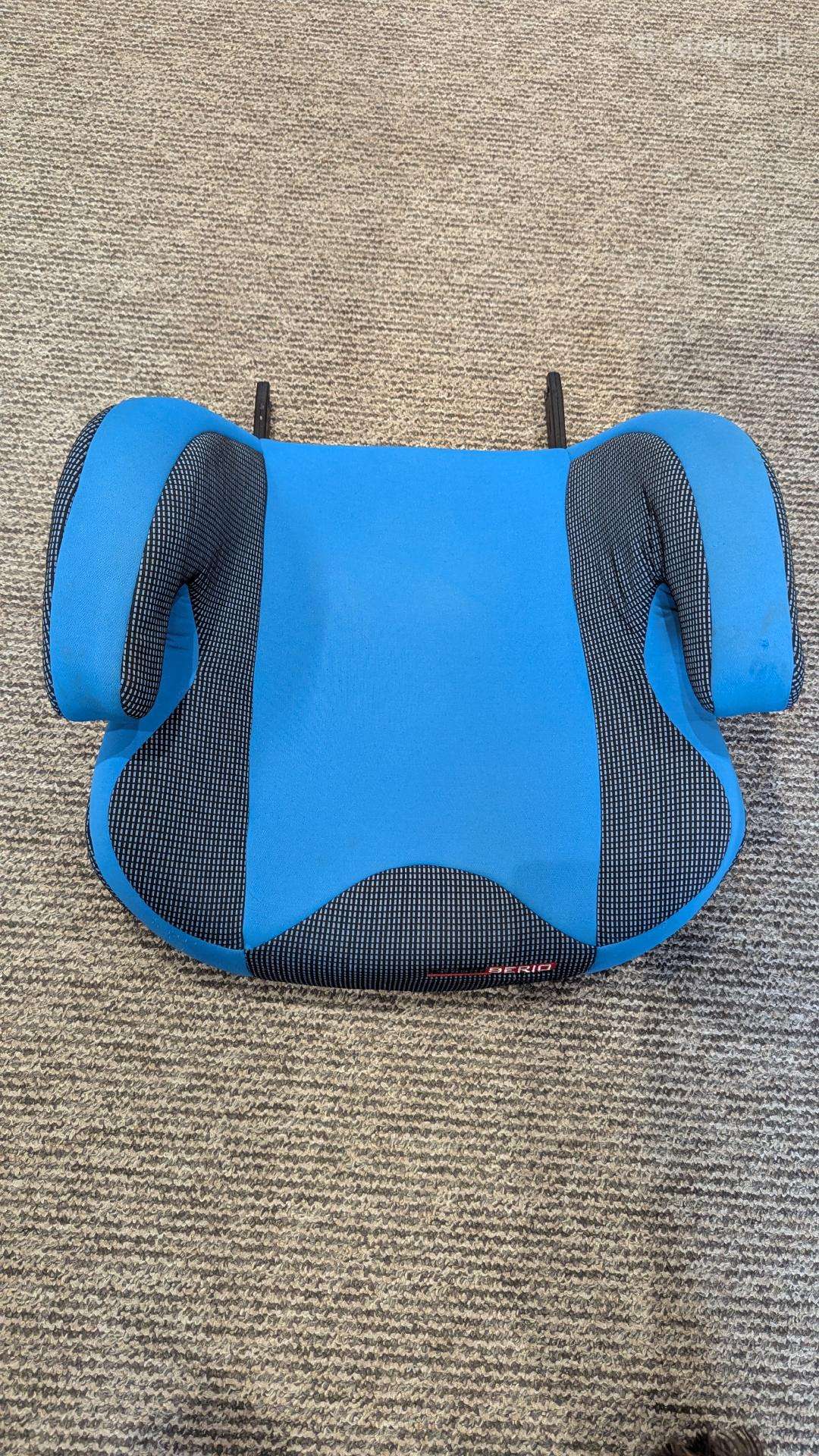 Automobilinė kėdutė (paaukštinimas) 15-36 kg