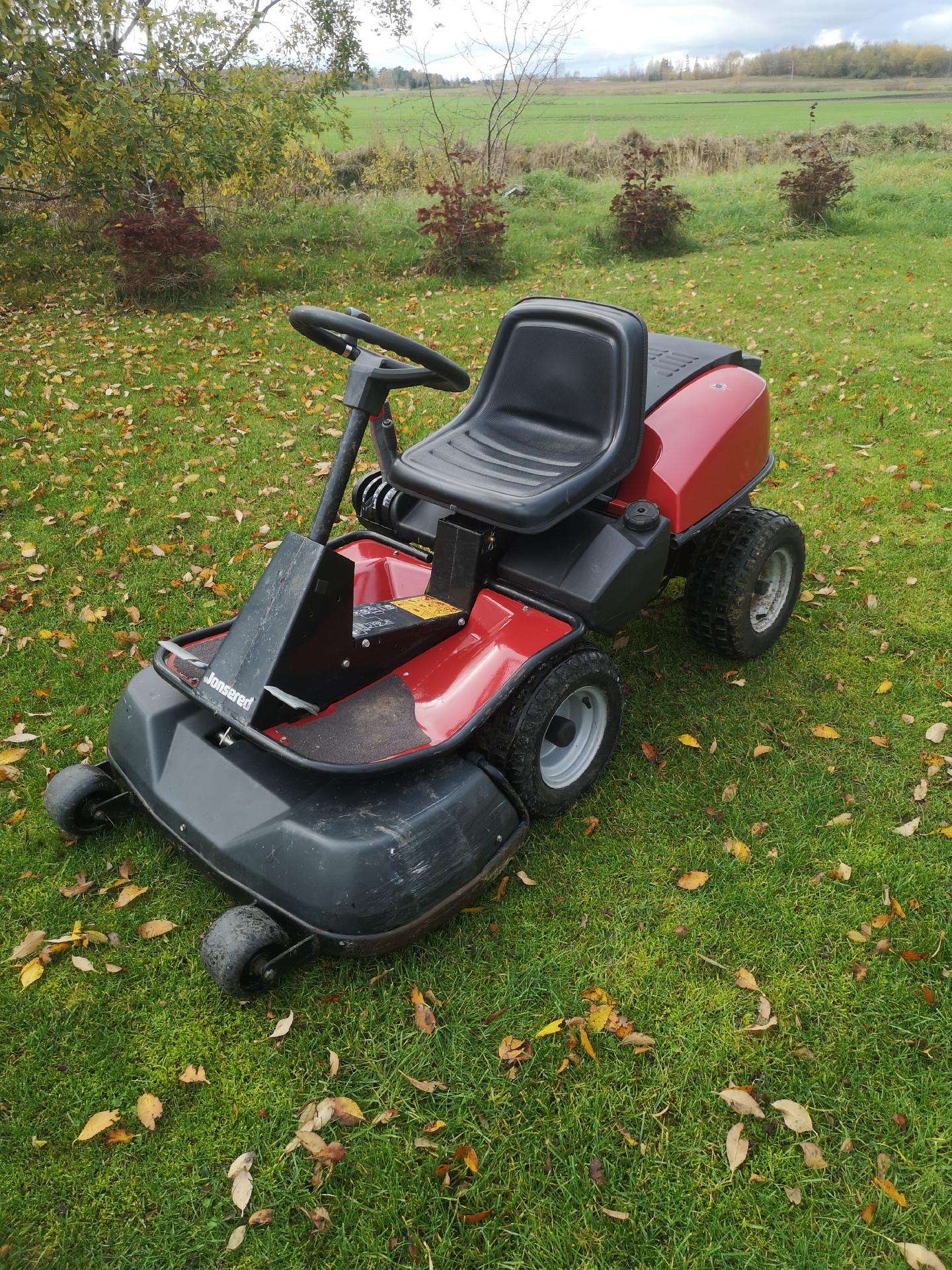 Sodo traktoriukas jonsered/husqvarna