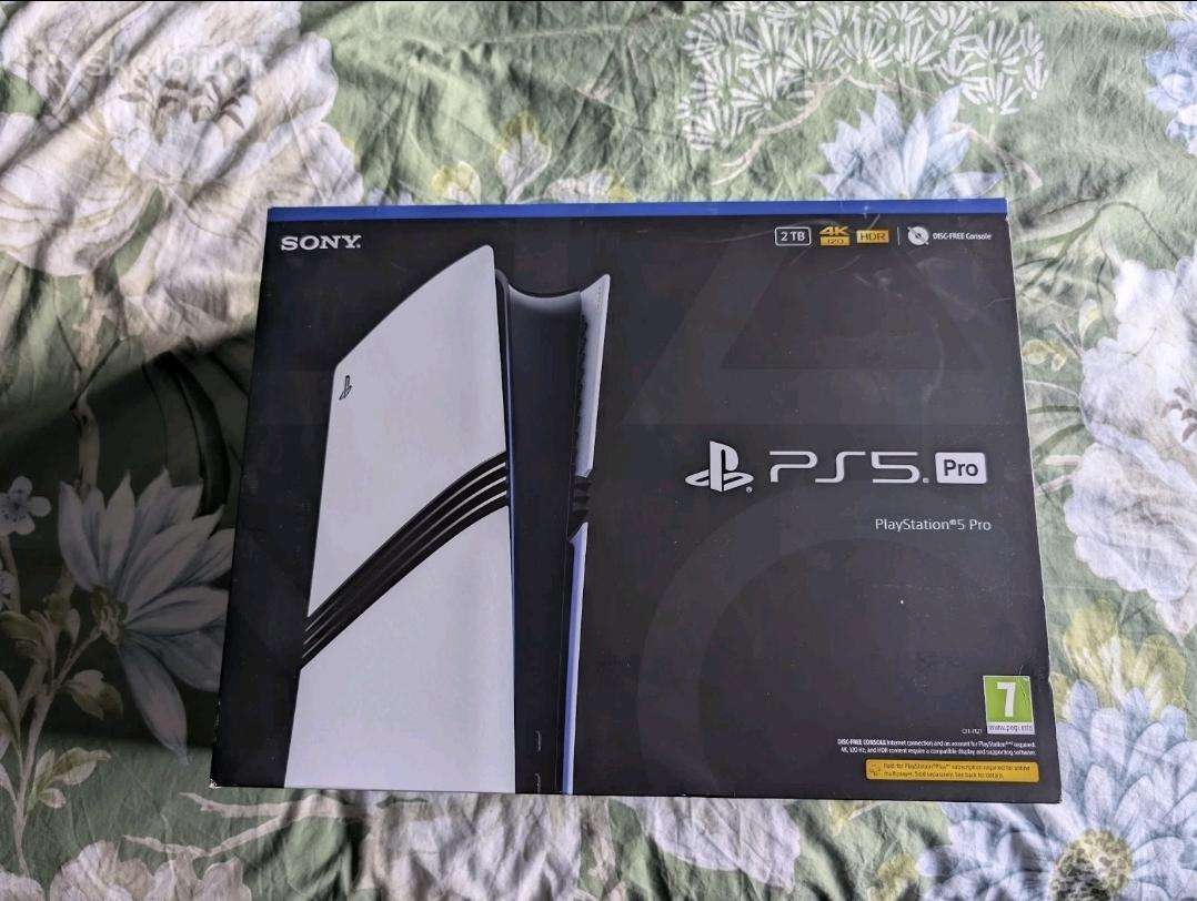 Sony Playstation 5 Pro 2tb + 2 pulteliai