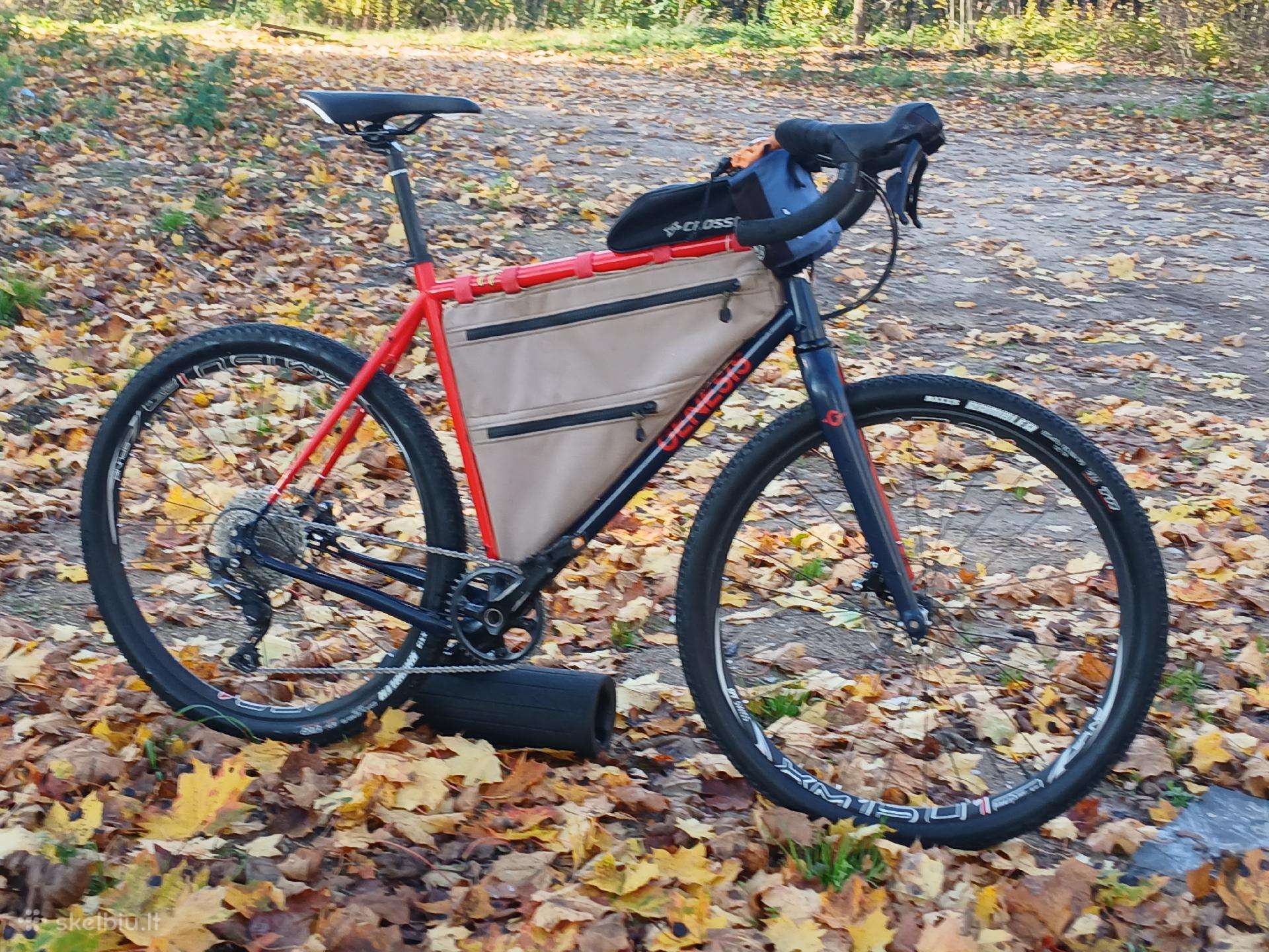 Genesis Fugio 30 gravel dviratis