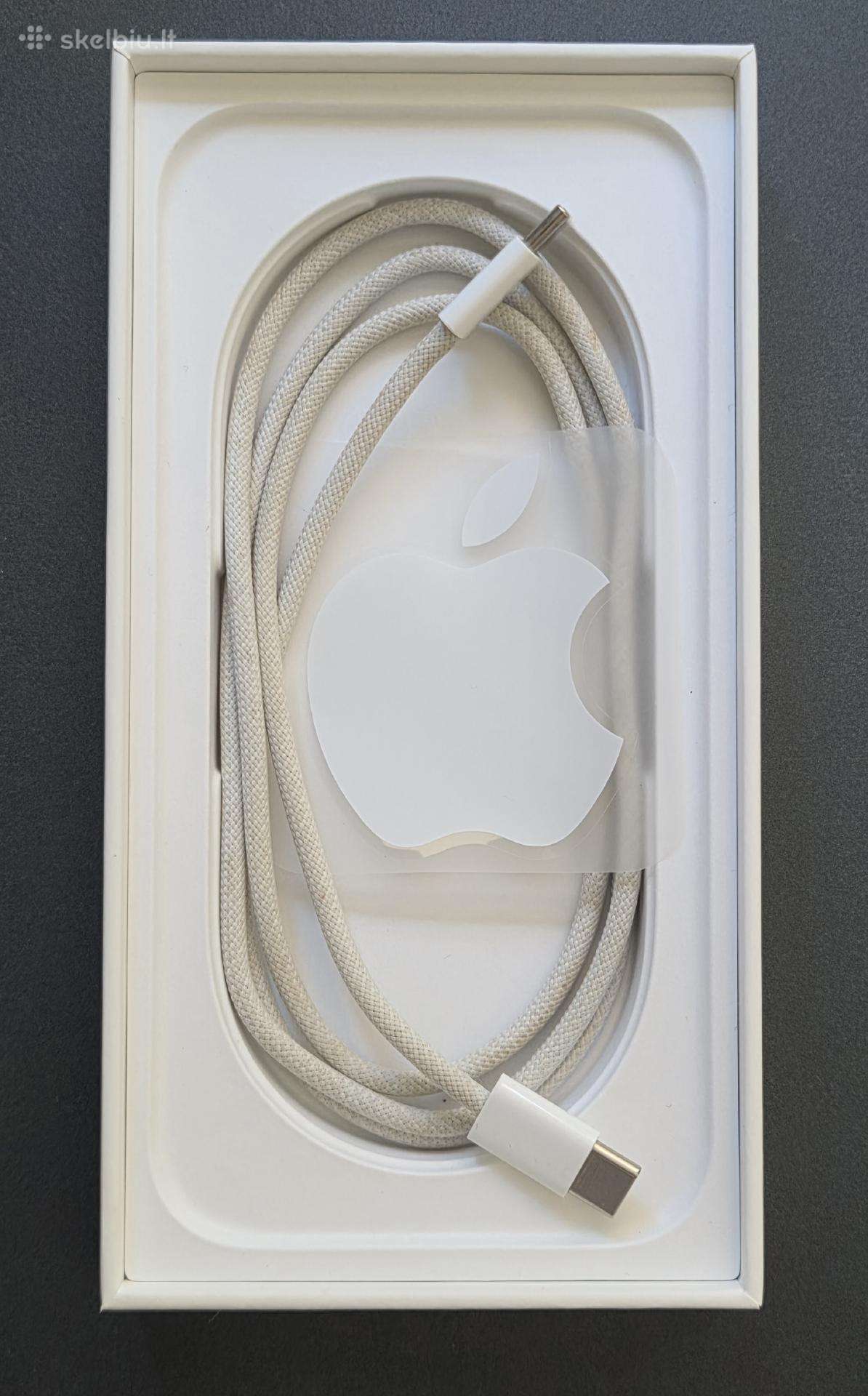 iPhone 16 dėžutė ir usb laidas