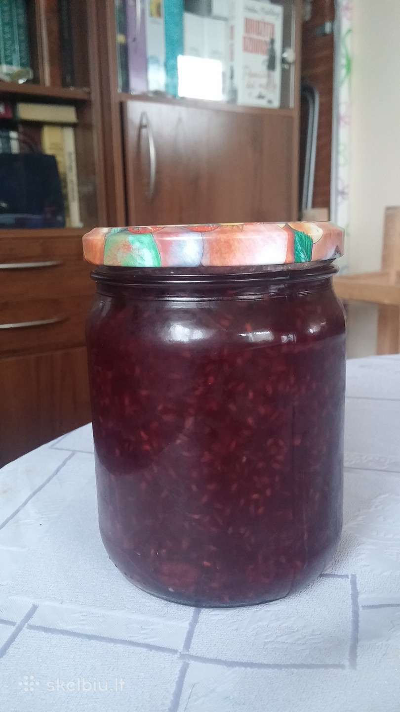 Močiutes aviečių uogienė