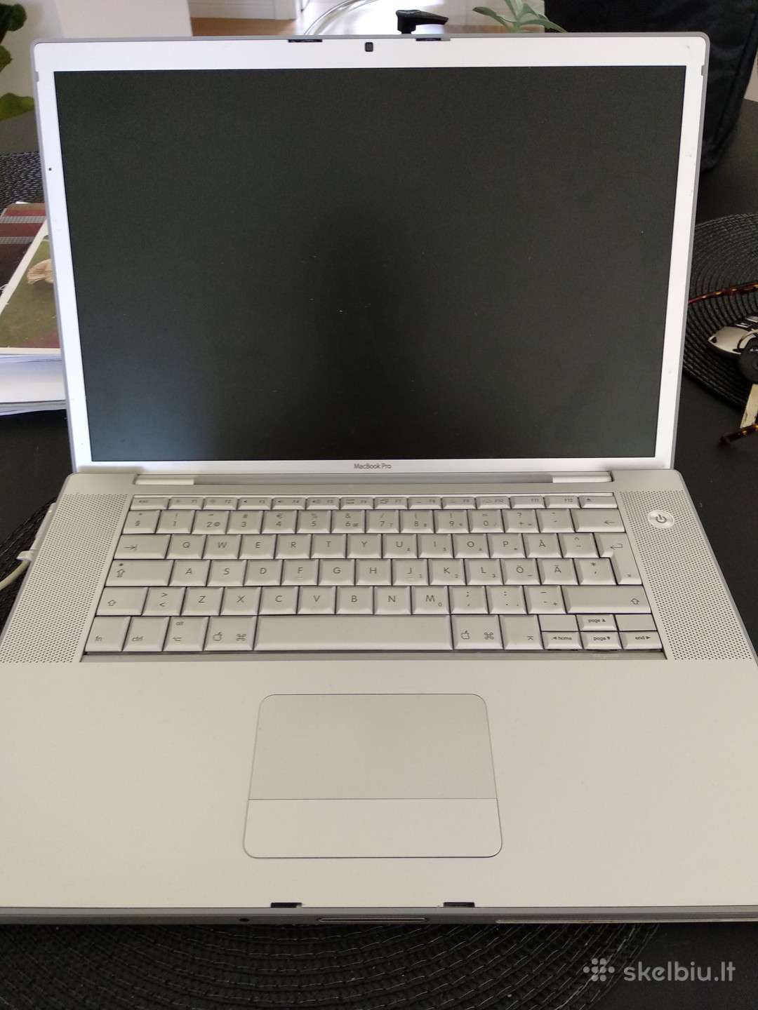 Dalimis MacBook pro 15 arba visa